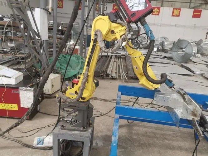 枣阳二手工业焊接机器人